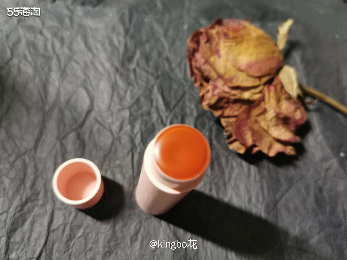 🔴松本清argelan，琥珀玫瑰有色唇膏，滋润细腻遮唇纹，