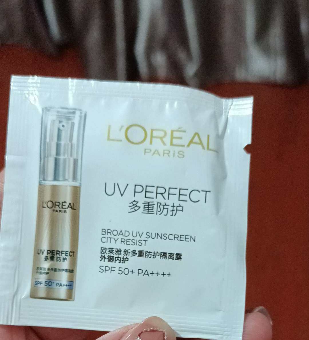 安耐晒这个是好多年的大网红了，被安利了好久终于还是入手了！ 