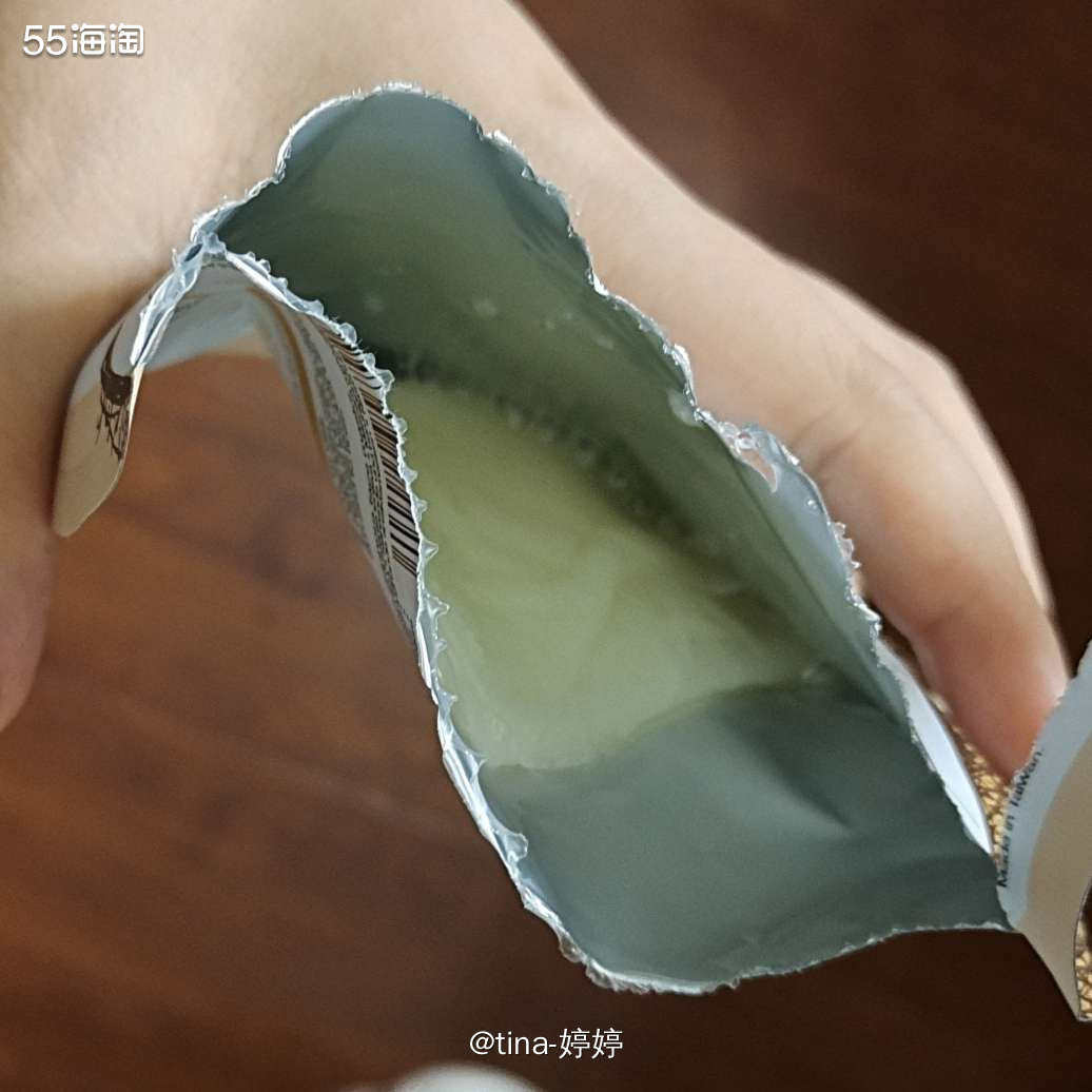 无意中整理东西翻到了几张丝芙兰的面膜，这个应该是薅丝芙兰生日