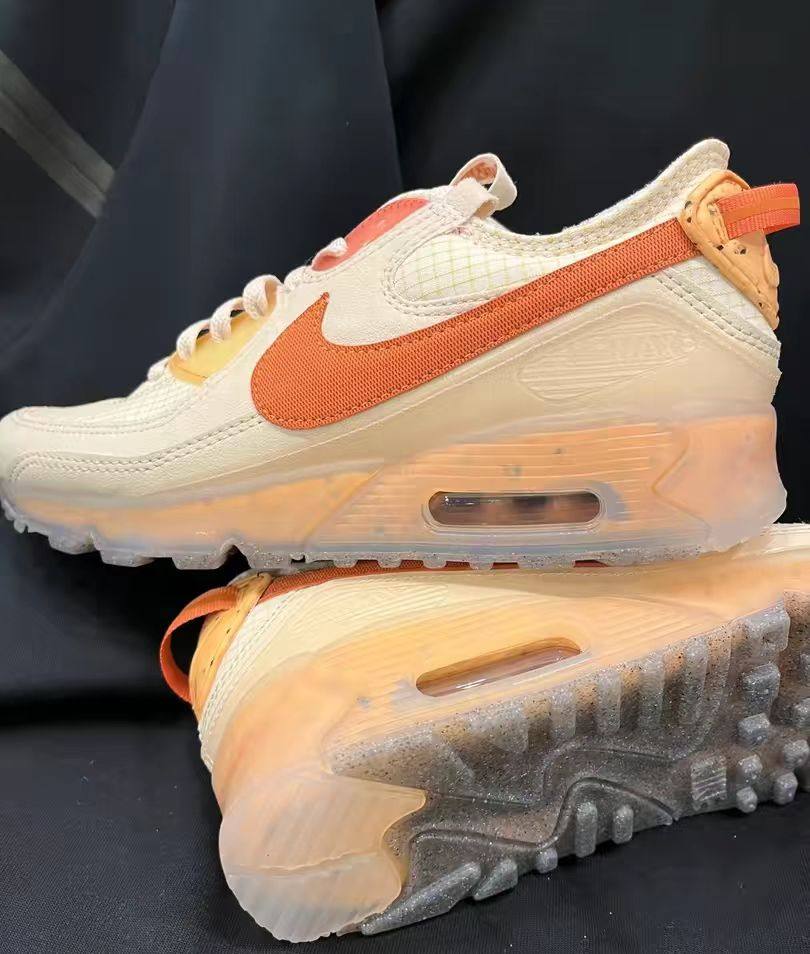 🌻Nike Air Max 90减震低帮跑鞋，米橙搭配色，