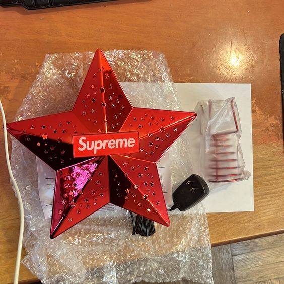 💝产品名称：Supreme Projecting Star