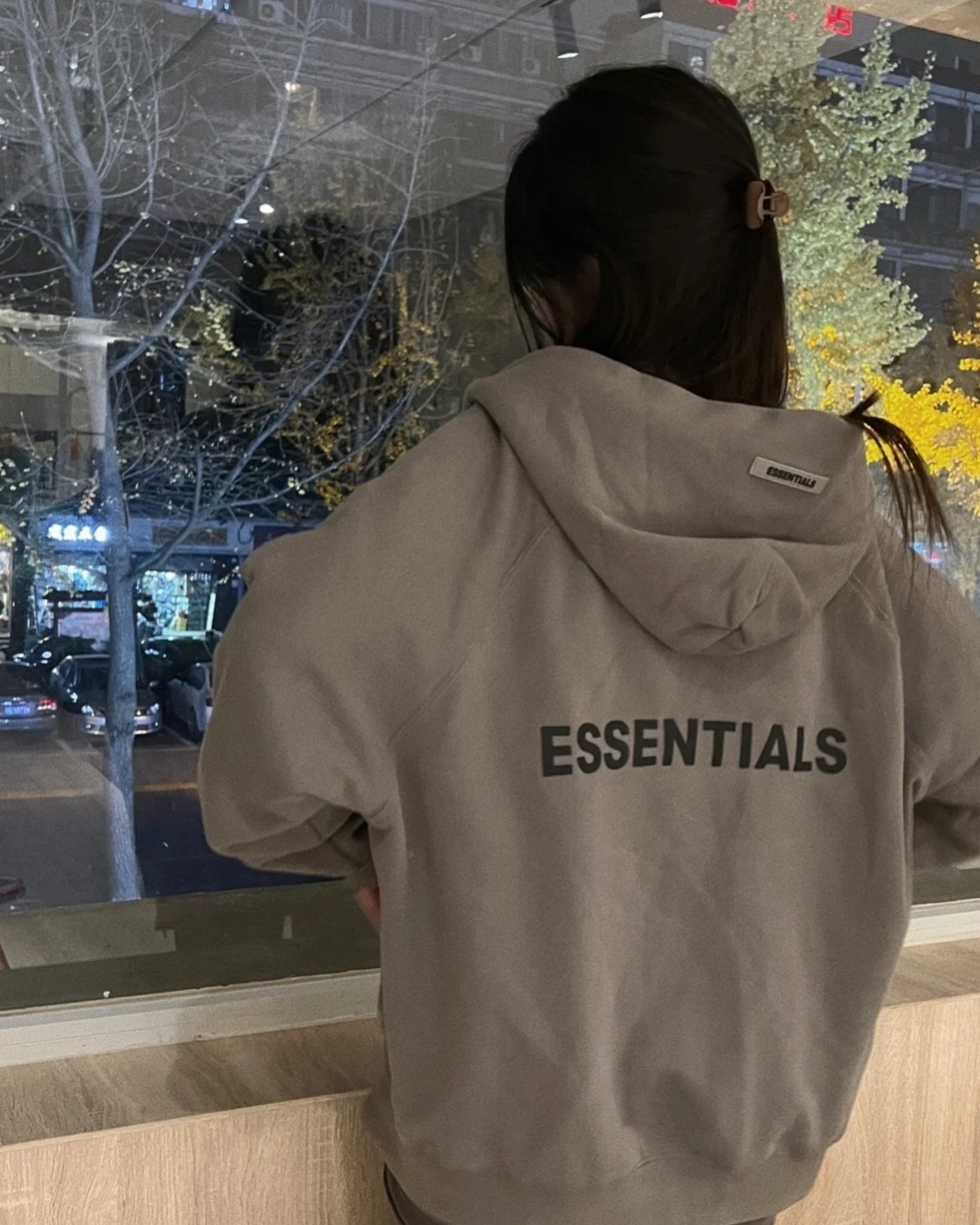🔥ESSENTIALS 是街头潮牌 Fear Of God