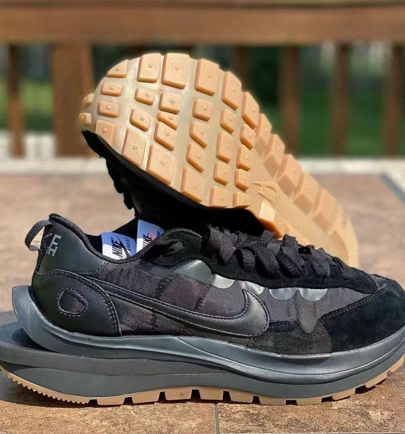 🌻Nike Vaporwaffle sacai 黑色黑生胶