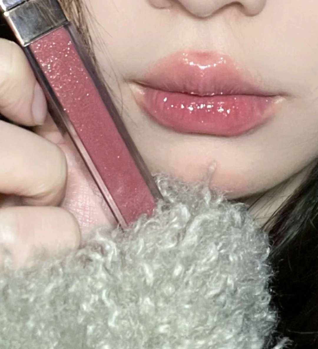 🌸没想到nars的新款粉金唇釉中阿拉贡居然不是最火的颜色，