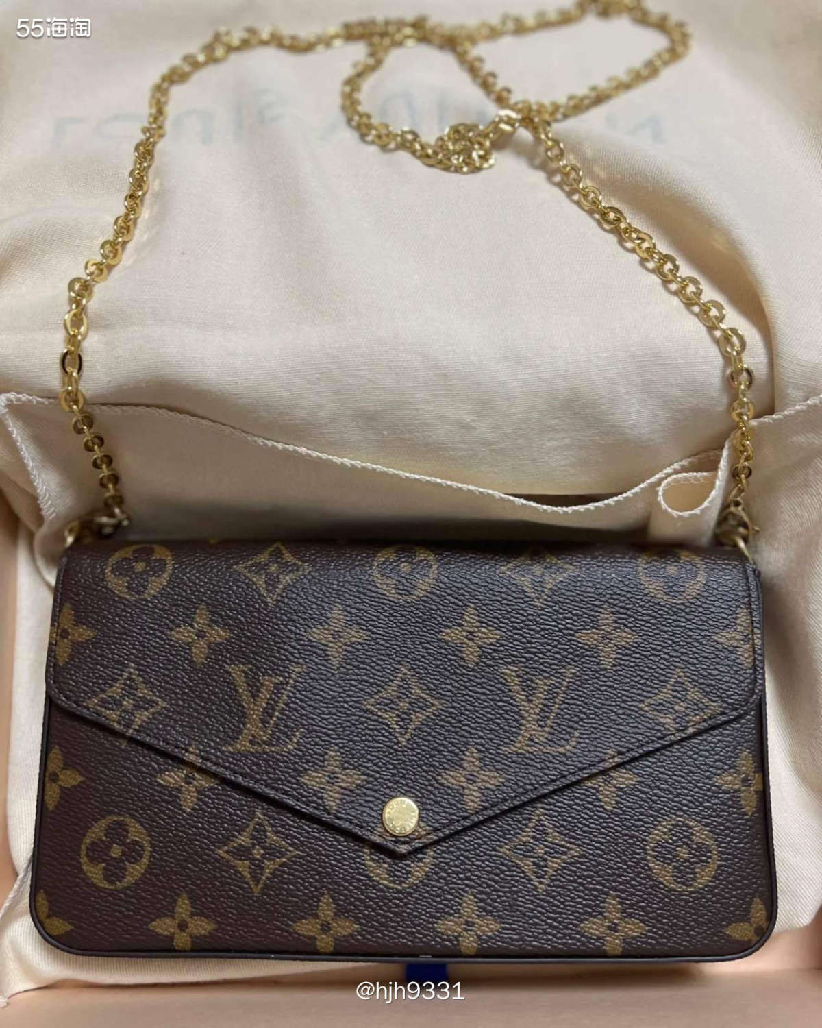 ✨LV 三合一可是它家性价比之王！我也有一款黑色，其实老花也