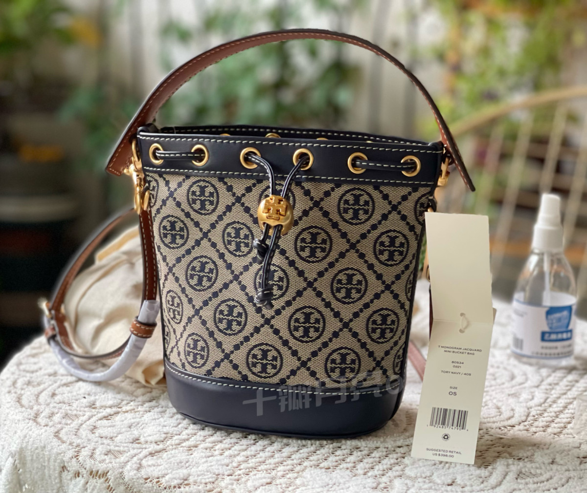 🉐本次战利品：Tory Burch 老花蓝色水桶包 小号 