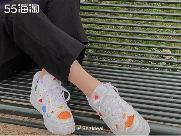 🌟简介：Nike 空军一号撕撕乐休闲运动板鞋采用经典Air