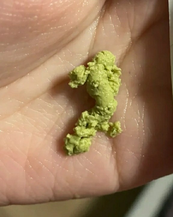 今天给大家介绍的是科颜氏牛油果面膜。是的，你没有看错，是面膜