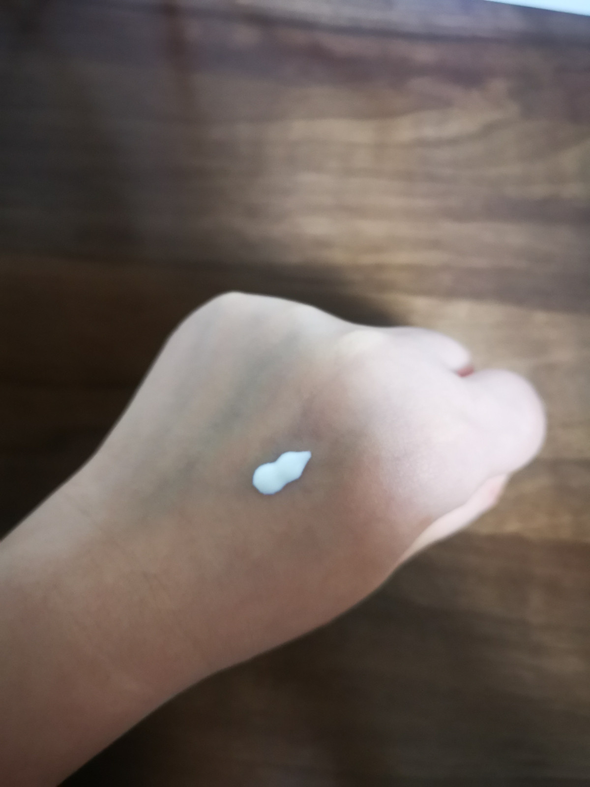 🌼产品：薇诺娜清透乳SPF48+++ 🌼类型：化学（酒精