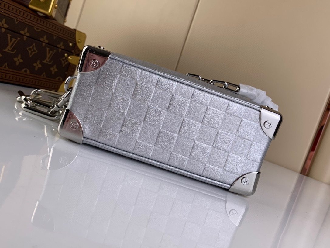 超元气包包💕 也是单品搭配之一哟～ 不入手一枚Soft T