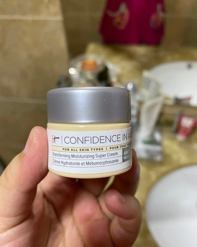 It cosmetics 的东西我只薅过这一个，印象还不错，