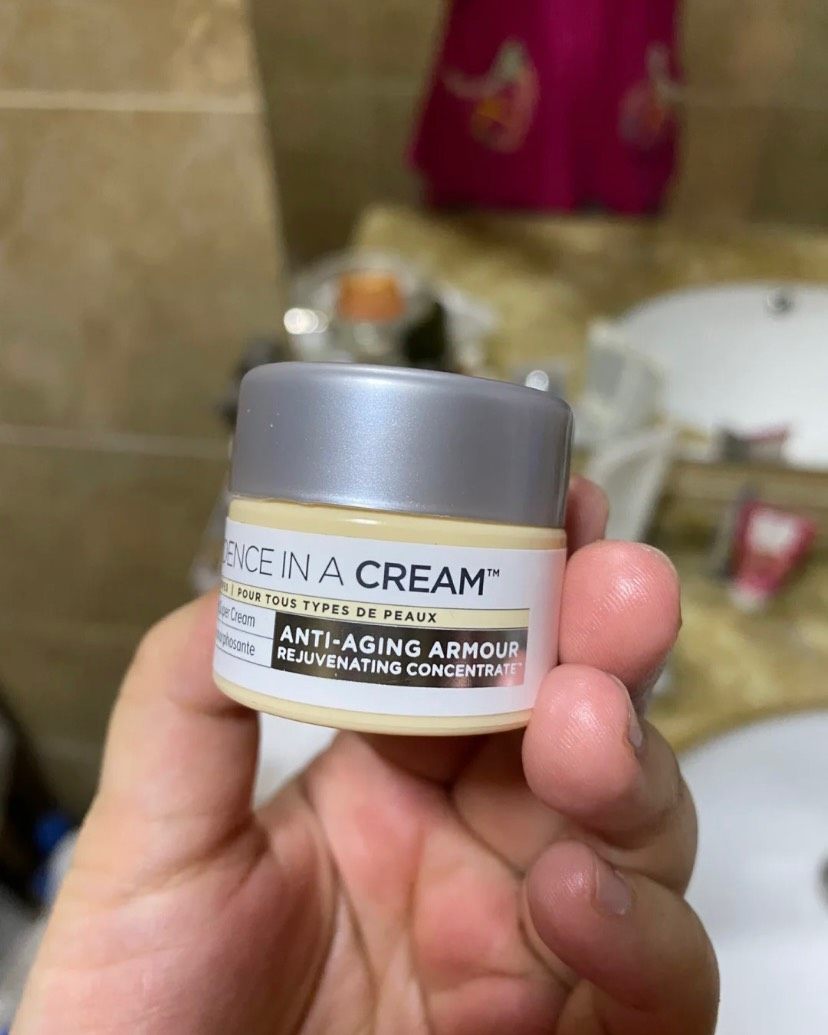 It cosmetics 的东西我只薅过这一个，印象还不错，