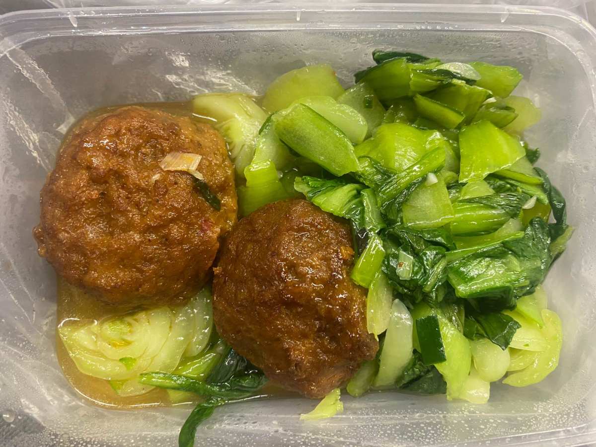 早餐🥣：黑咖啡 午餐🥣：红烧狮子头两个➕青菜🥬➕米饭�