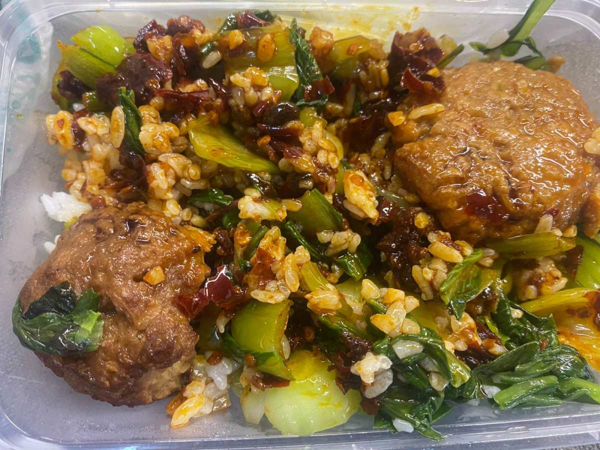 早餐🥣：黑咖啡 午餐🥣：红烧狮子头两个➕青菜🥬➕米饭�