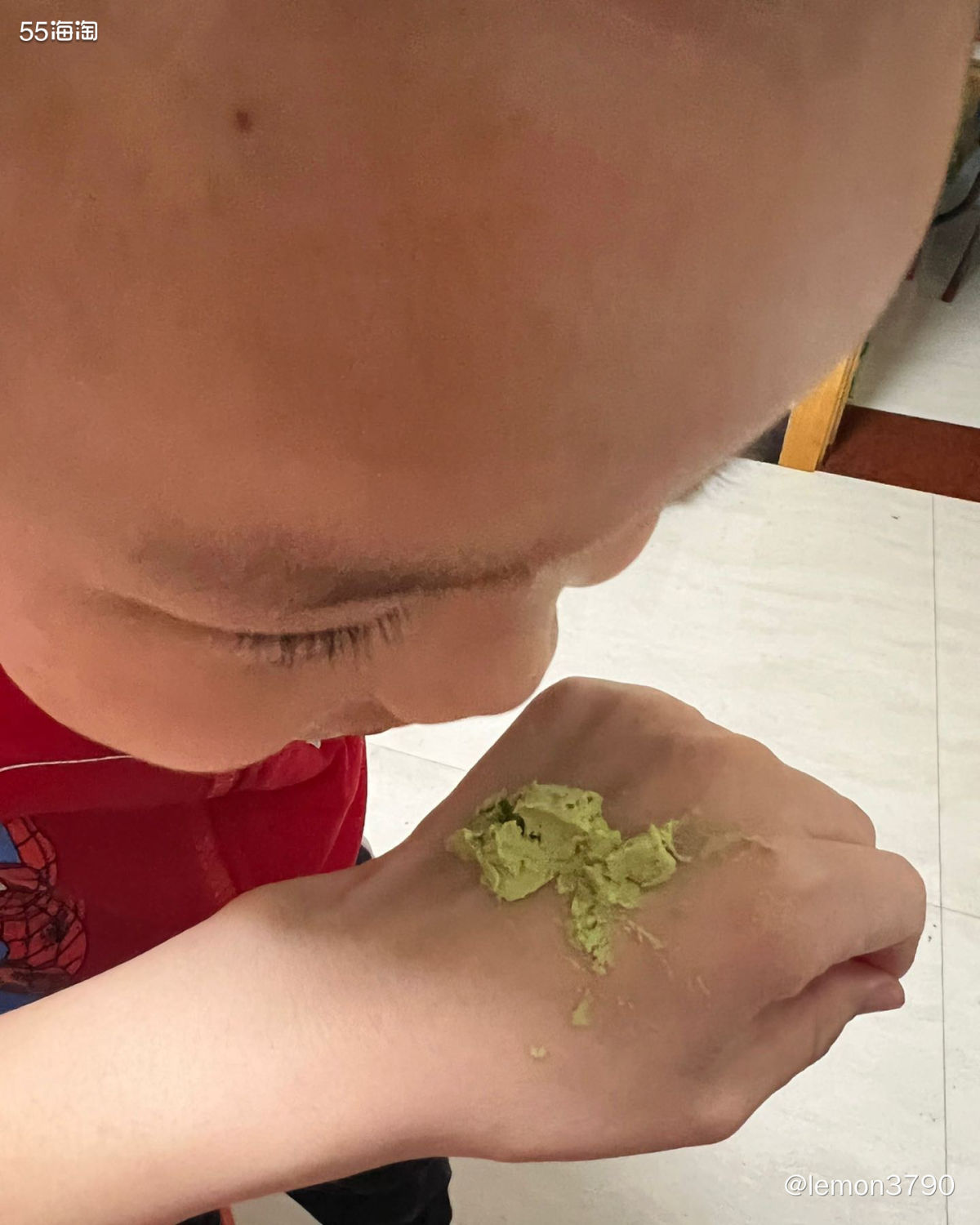 搞一顿面膜犒劳自己一下。 混干皮一枚。 科颜氏牛油果🥑面膜