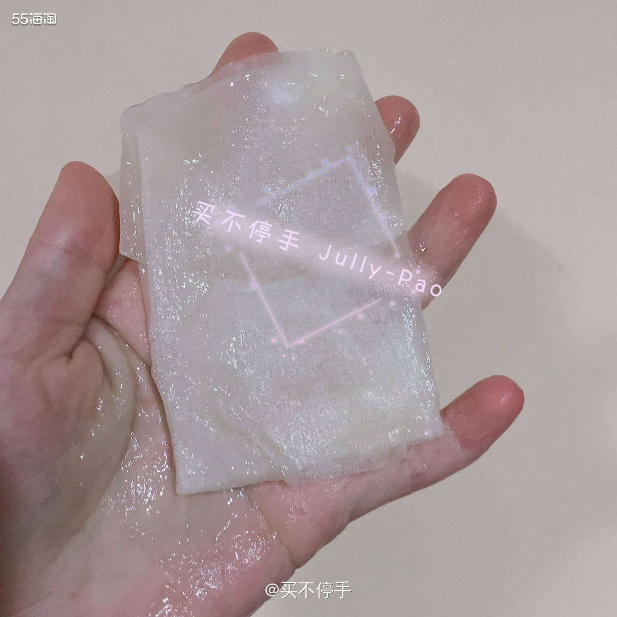 😭五一假期第二天，依然是跳操的日子，不过今天是我女儿跟着我