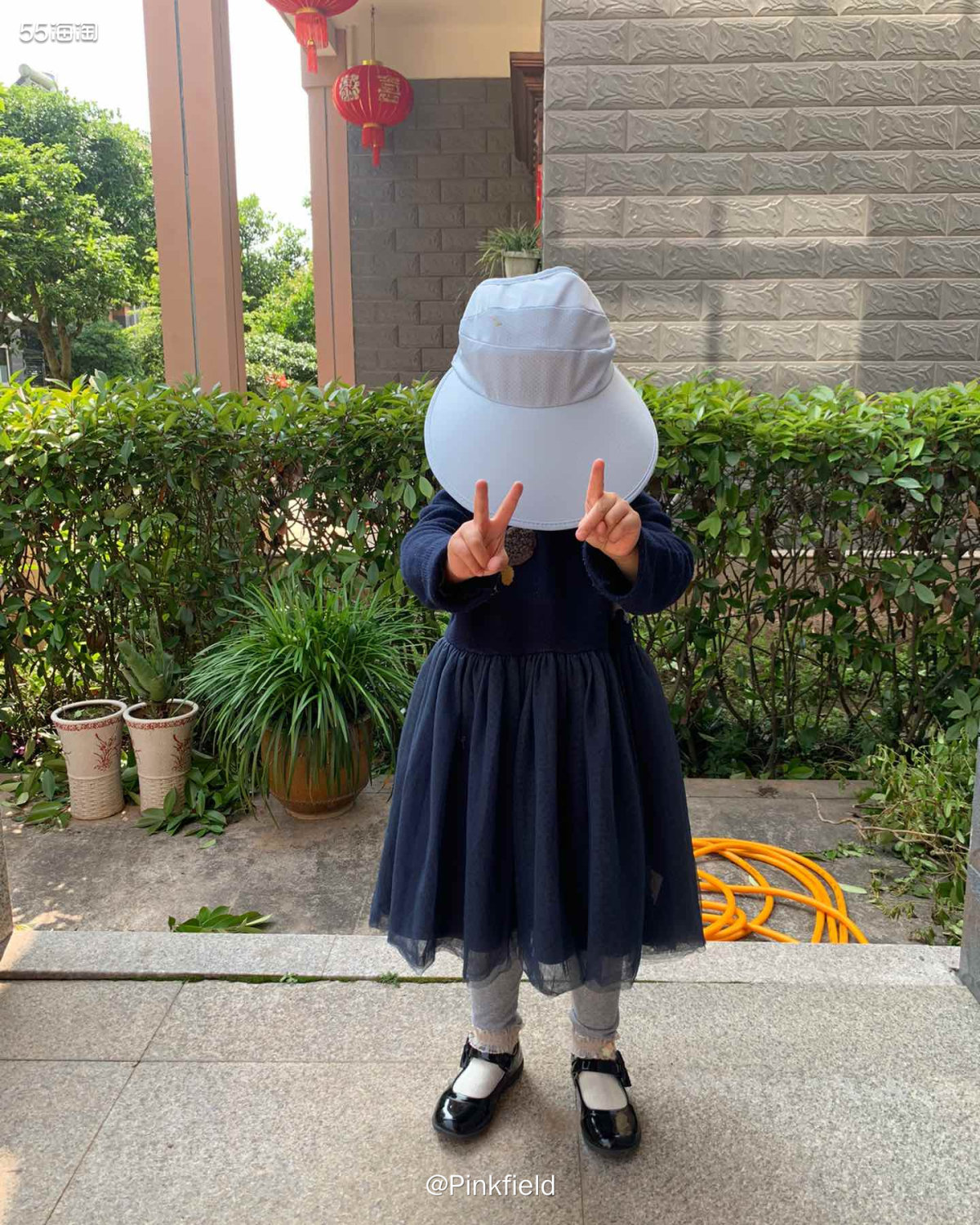 🌞除了要用霜，物理也不能落下。帽子、衣、袖套等等，谁家里还