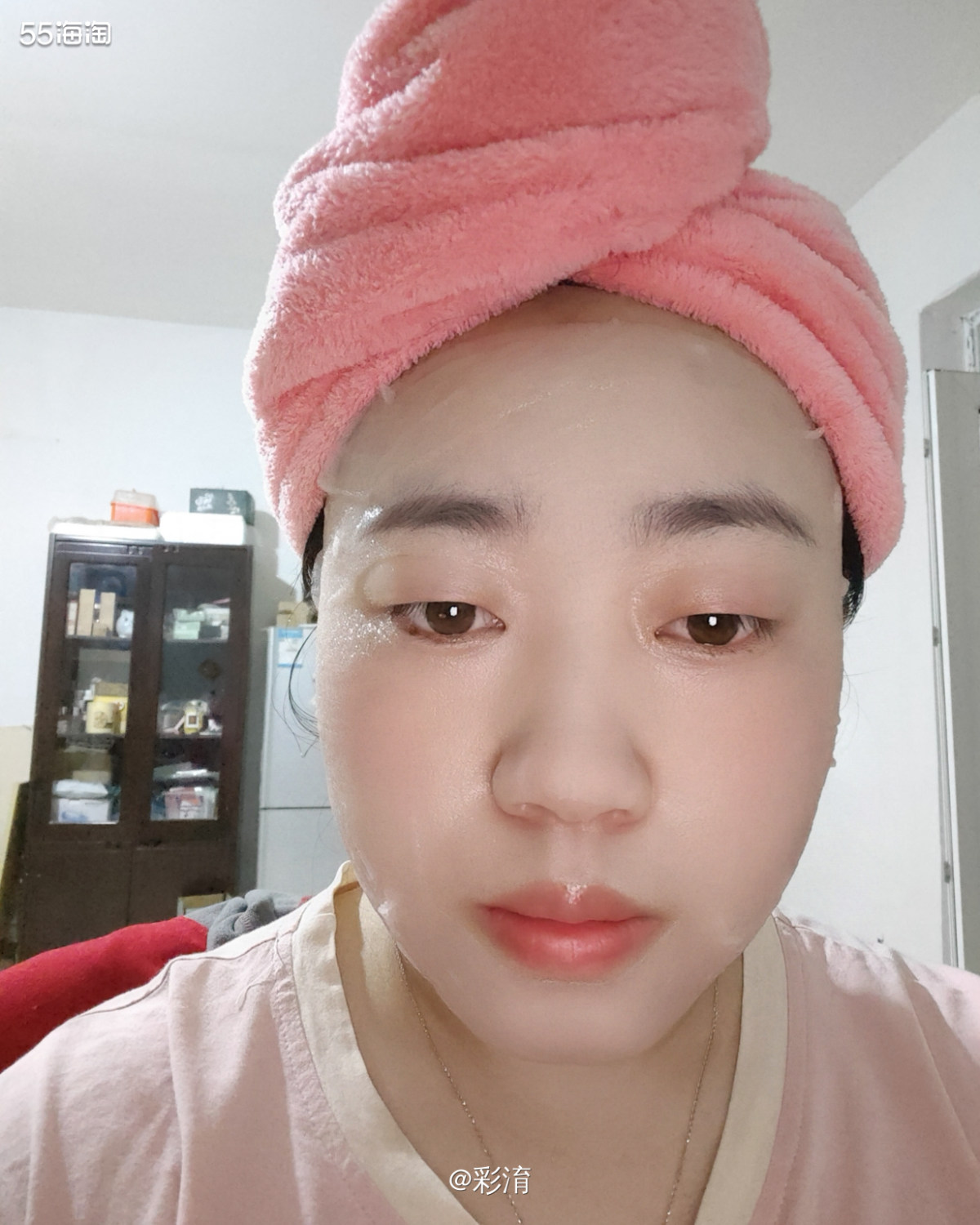 pmpm家的玫瑰面膜也是他们家的明星产品了，打开之后的没有什