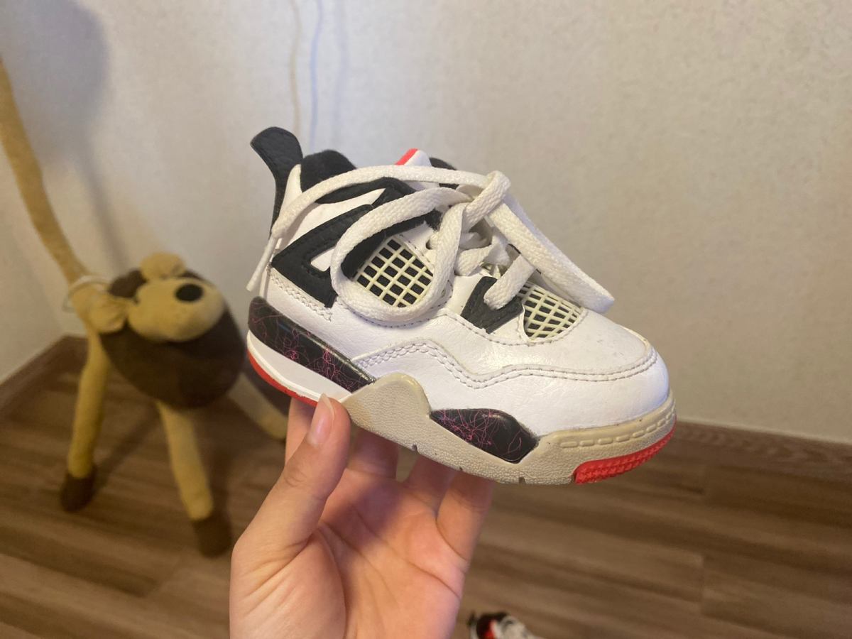 🏃‍♀️我家两个女孩的亲子运动系列AJ4透气款板鞋  🎐