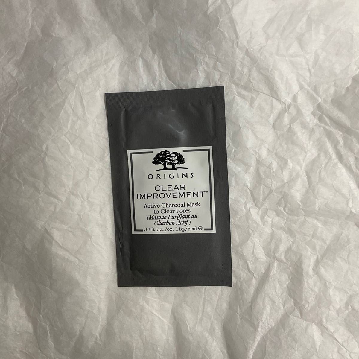 我发现我真的很喜欢各种清洁面膜，之前丝芙兰半价也入了这款泥娃