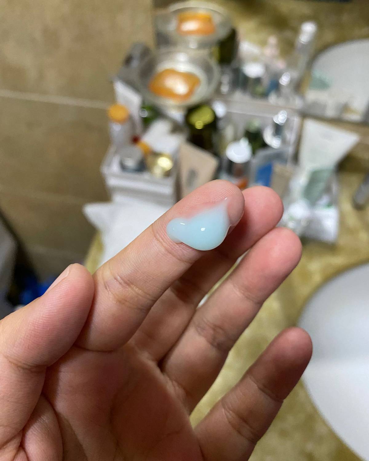 油皮最爱起痘了，夏天尤甚，所以最好用又清爽又祛痘的，这款Mu