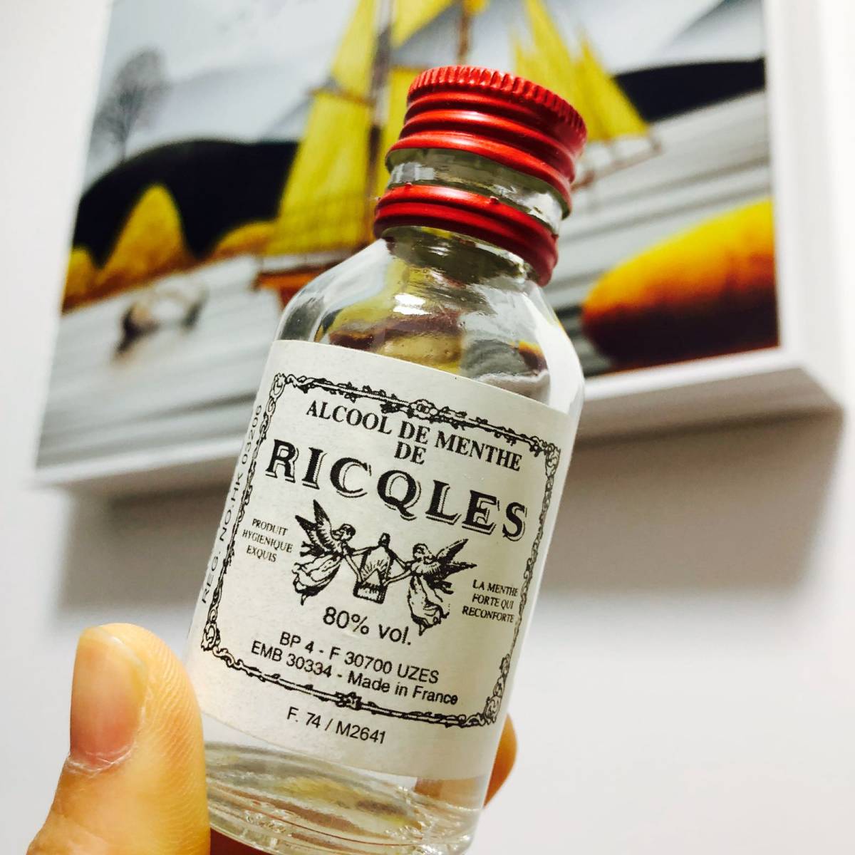 双飞人薄荷水想必大家都熟悉啦！家里备一瓶一物多用超级方便的生