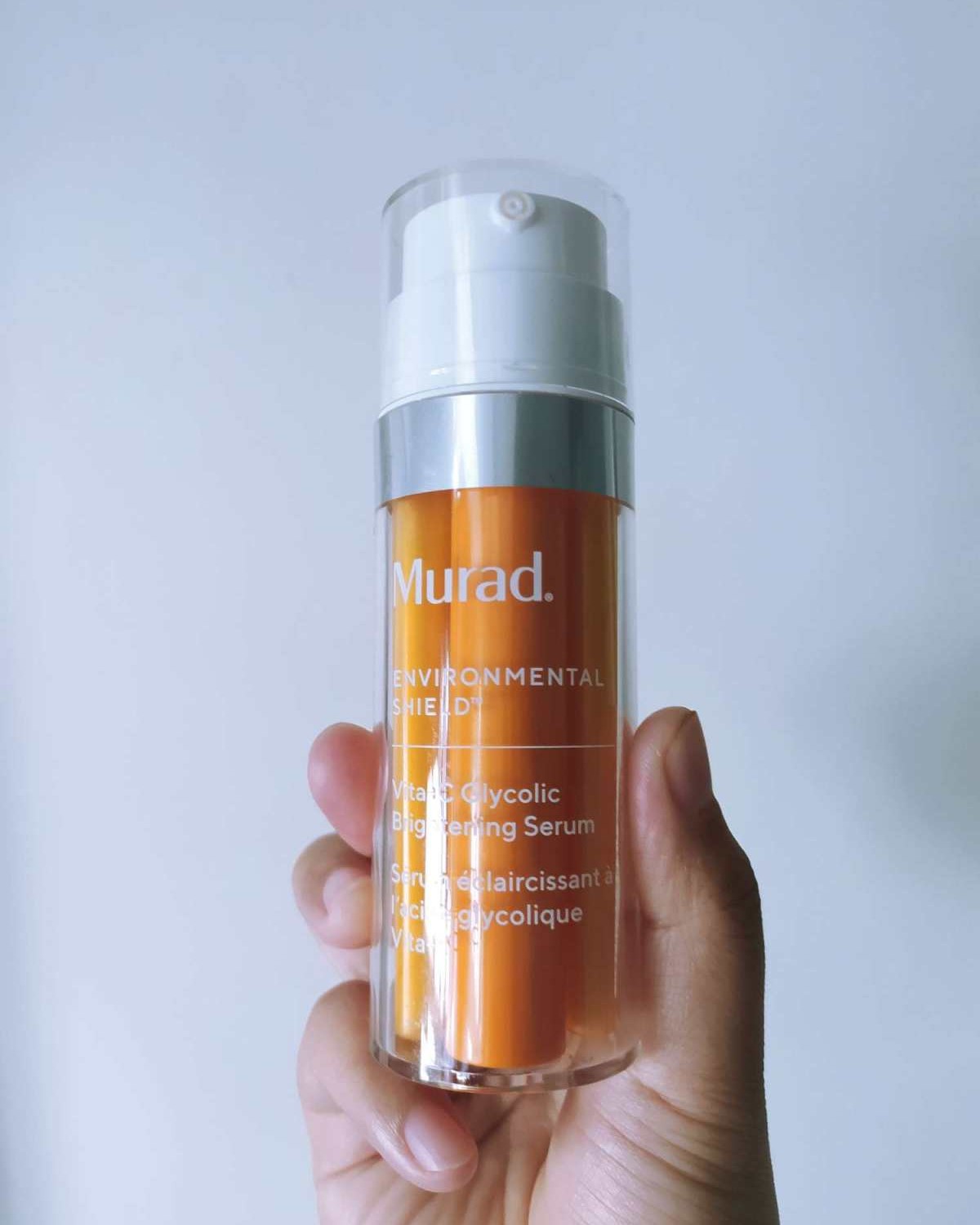 Murad其实有两款类精华，一款是叫淡华，另外一款就是我用的