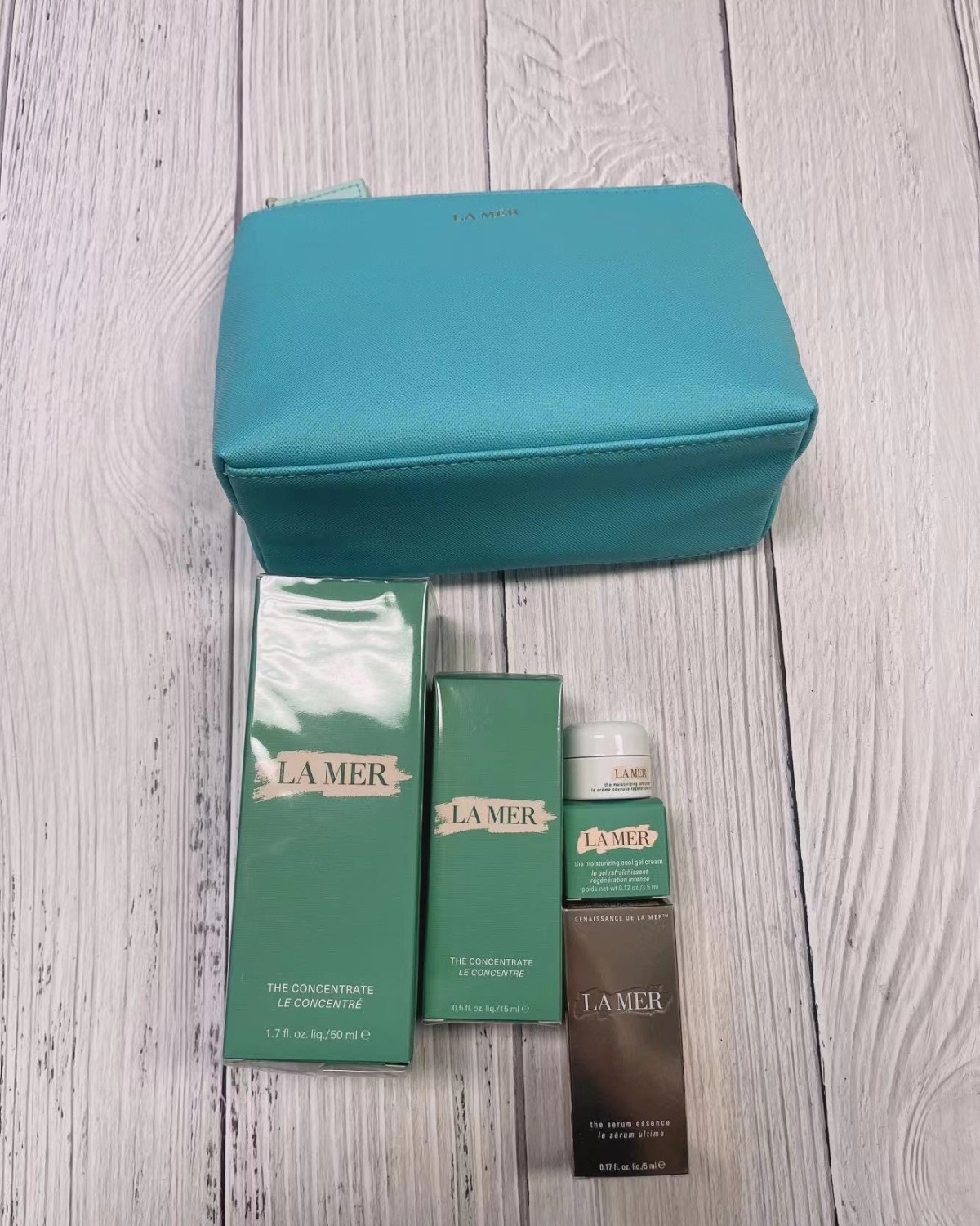 陆陆续续的到货，一次接一次的开箱哈哈，开箱狠快乐！  这次的