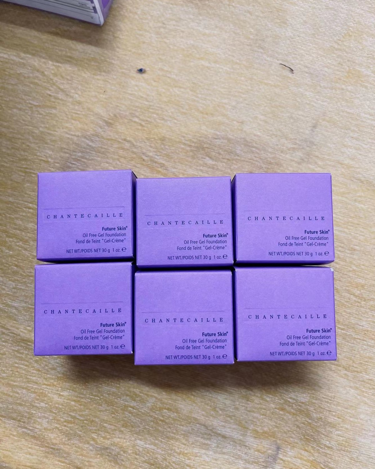 香缇卡这个粉霜100％，有没有用过它？  它最大的特点就是不