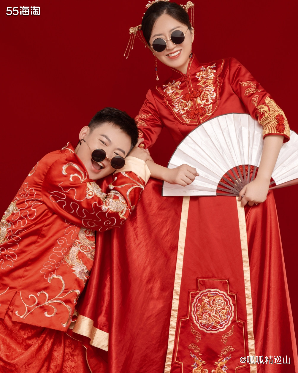 ❤️去年去影楼拍婚纱照，特意交代摄影师想拍一组搞怪的。得，化