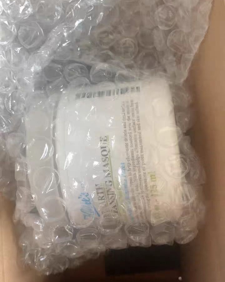 🌈科颜氏白泥面膜是一款清洁面膜，净化毛孔和控油的功效都很不