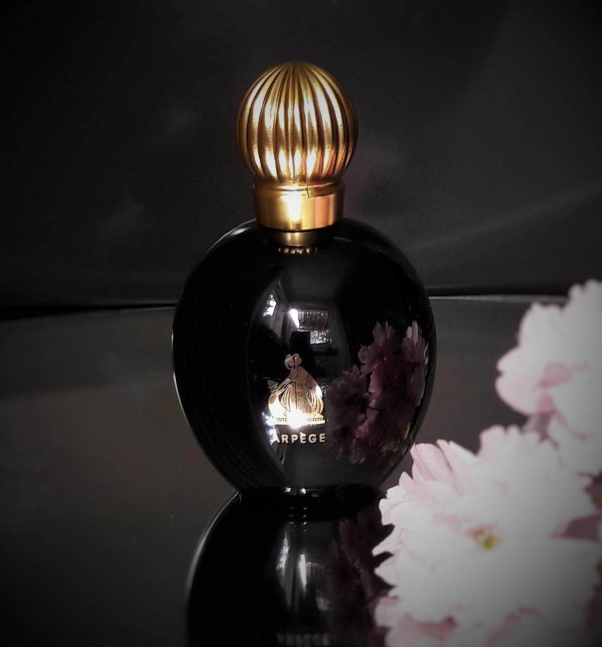 上班摸**来晒单拉  最近一直在疯狂买香水，香水怎么能少了F