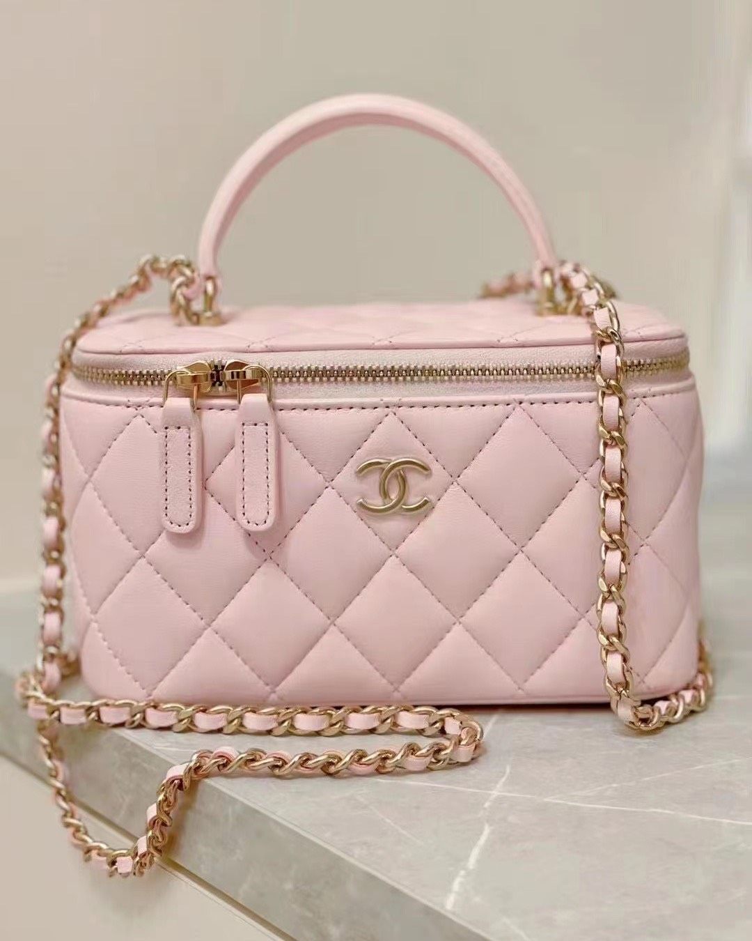 国内现货Chanel  樱花粉🌸手柄盒子  超级美～可以放