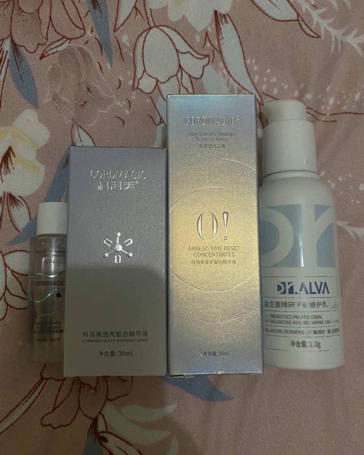 护肤流程我一般分AB周。 （PS因为我以前对护肤品吸收不太好