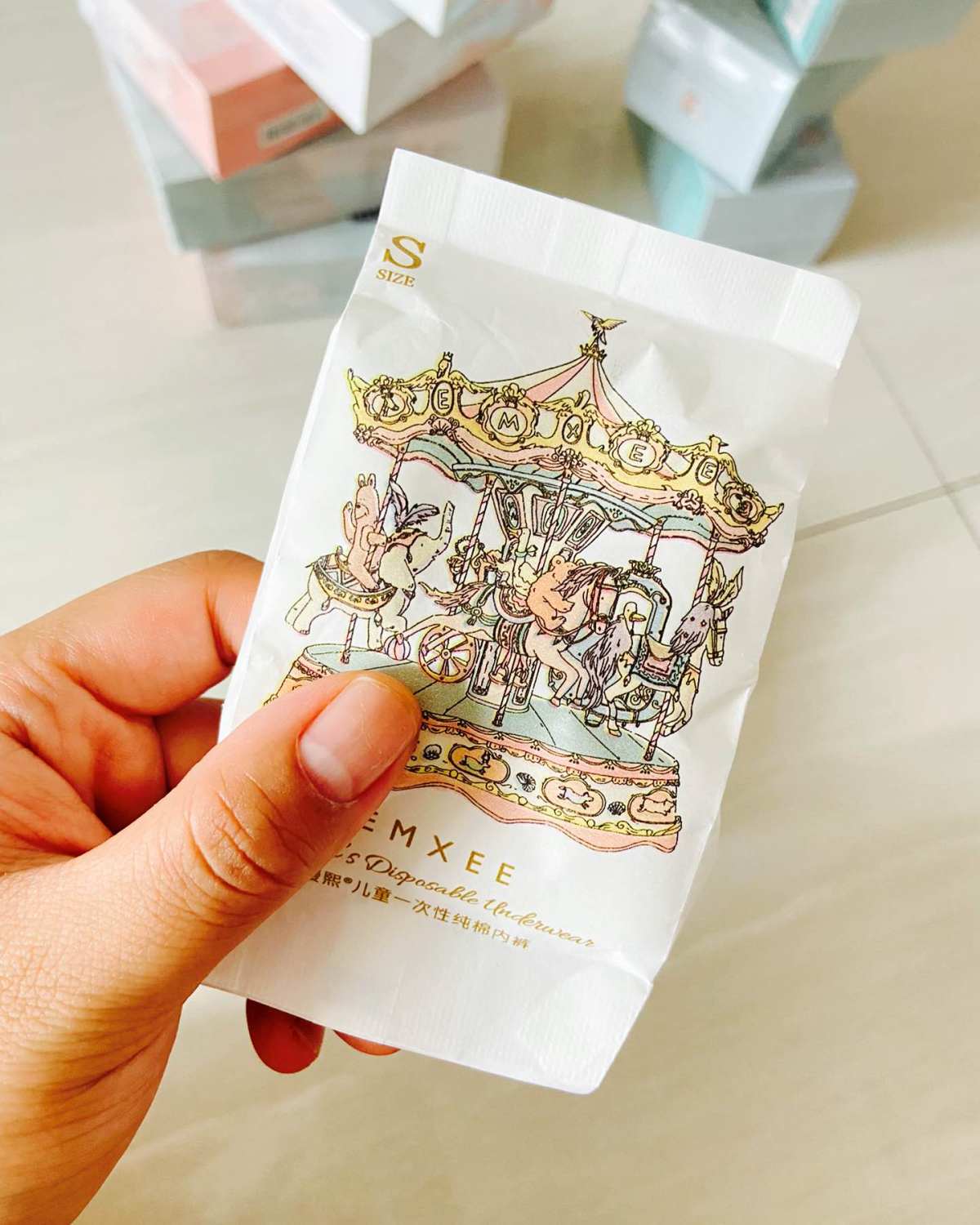 618我自己买的觉得很划算的，还有这个嫚熙的一次性内裤。 这