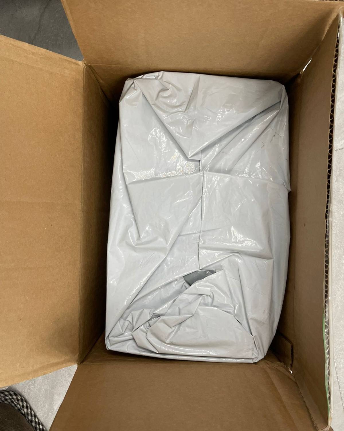 第三方雪具店抢到的打折GIRO，2021-2022款MIPS