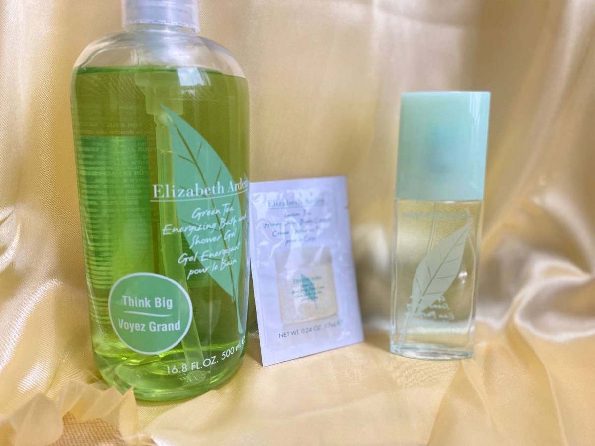 🧪雅顿绿茶香水很适合夏天使用，清爽的感觉  〰️凑齐了整个