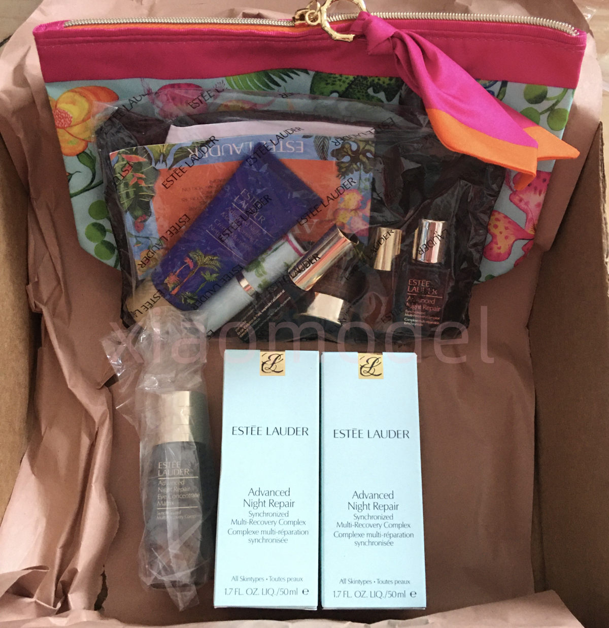 昨天收到Nordstrom的小棕瓶买一送一，中环转运这批包裹