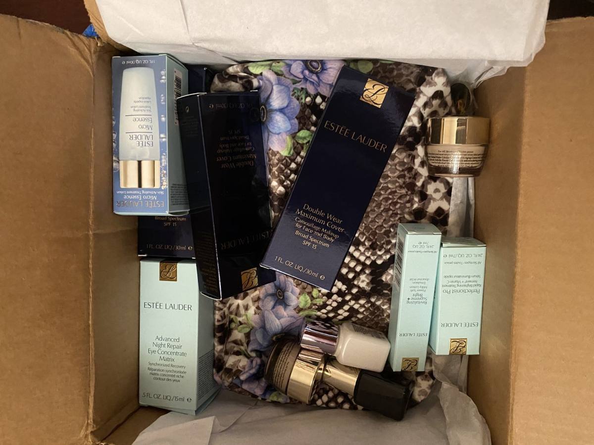 【傲天转运晒单】这单ND购买EL彩妆套装顺利到货 运单号：A