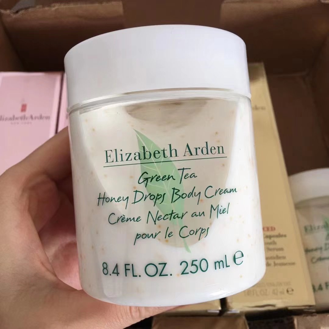 雅顿家的绿茶系列属于它家入门款，单价低，性价比高，有身体乳、