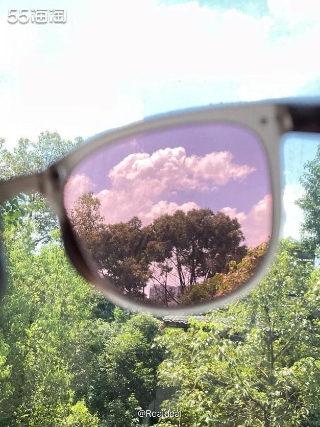 ✅优点： 1⃣️能折叠收纳,折叠以后小小一个很不占地方～2⃣