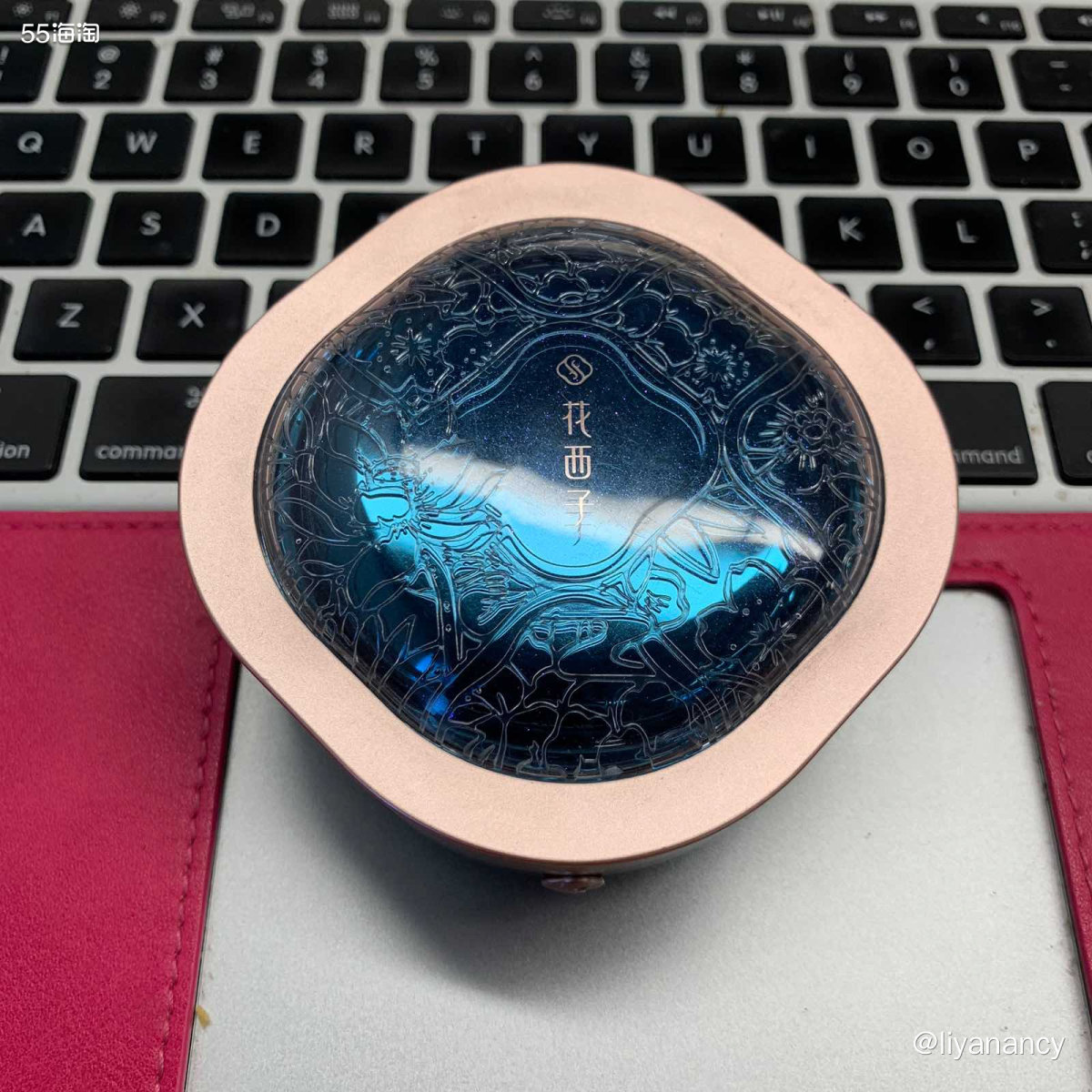 ✨不知道是不是国产化妆品把劲都用在造型上了，这个花西子桃花轻