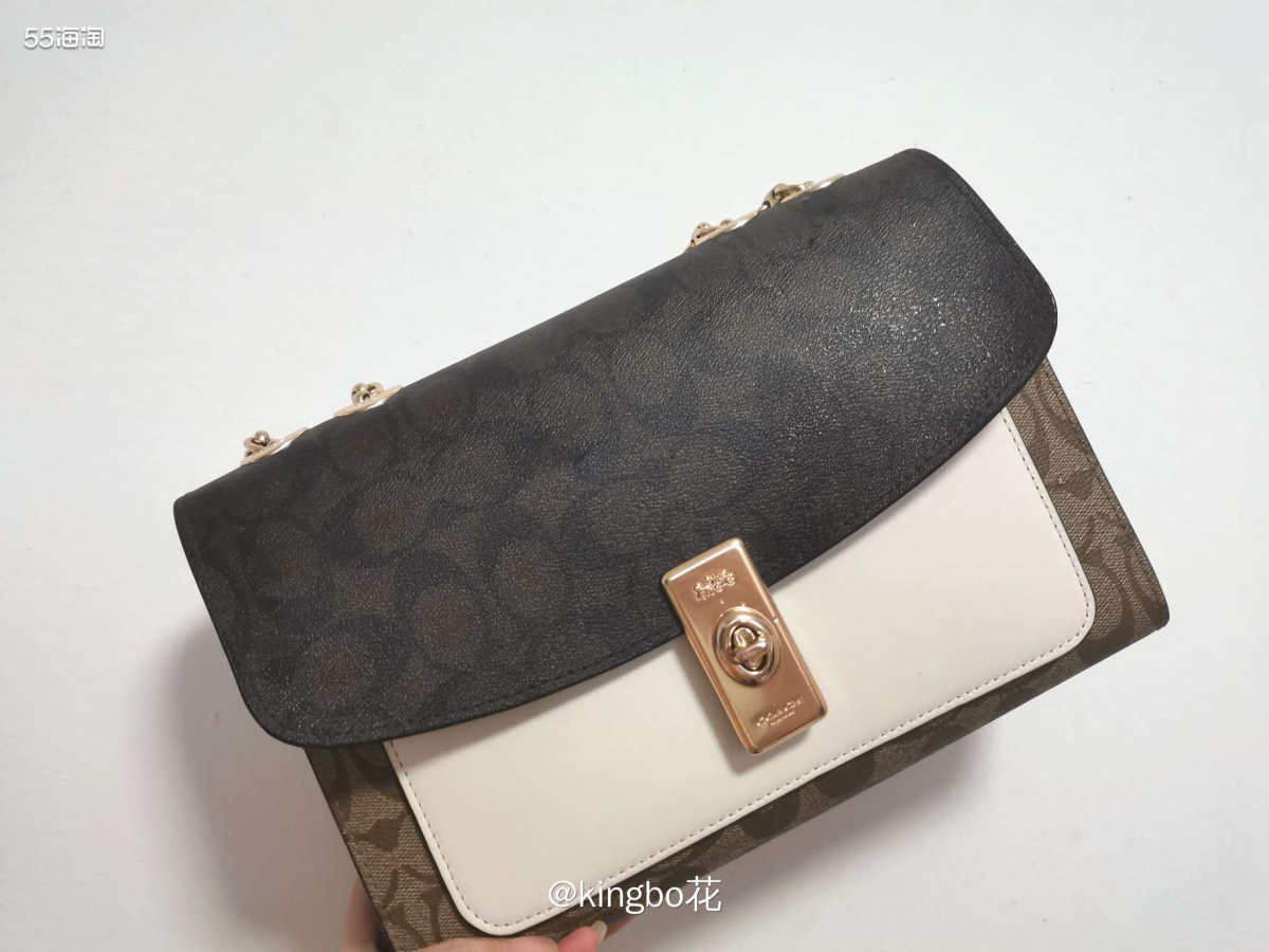 🔴蔻驰lane老花链条包，超经典的翻盖包型搭配C字logo