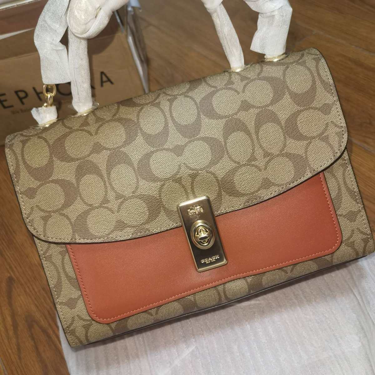 这个包我在我心目中yyds 我不喜欢腋下包，因为我都觉得肩带