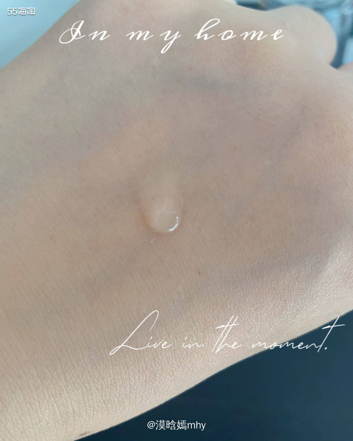 🌈先说下我的发质情况，头皮容易出油，头发干燥，发质细软，发