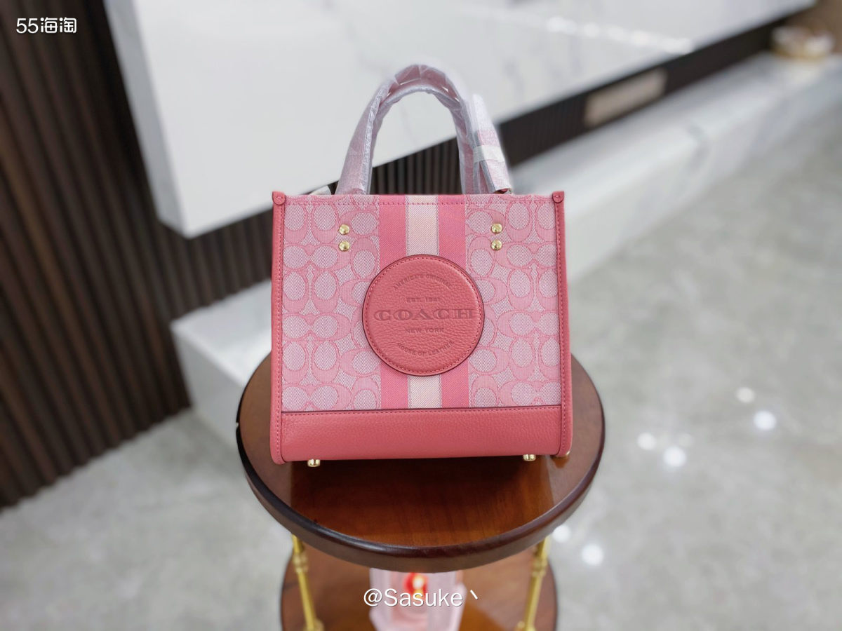 🍉Coach Dempsey22太妃糖粉色托特包，四月新品