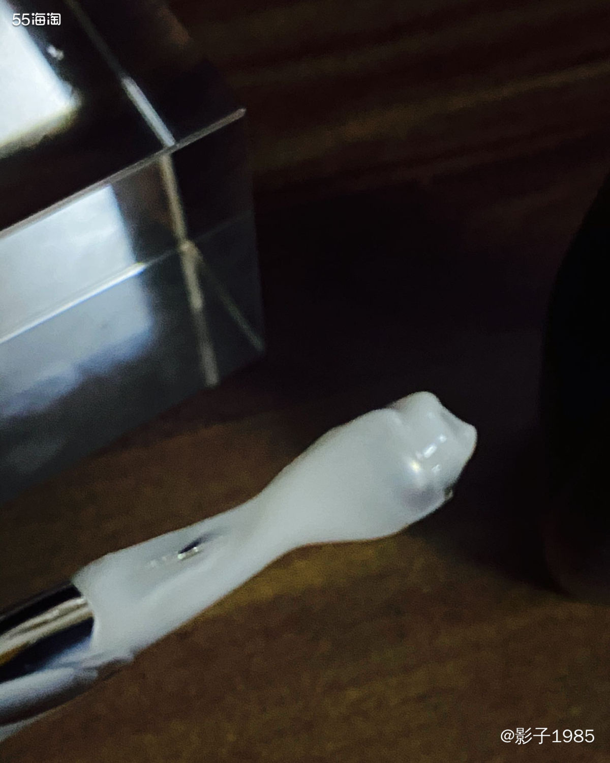 眼部，是最能偷偷暴露女人年龄的 所以，眼部的护肤尤其重要  