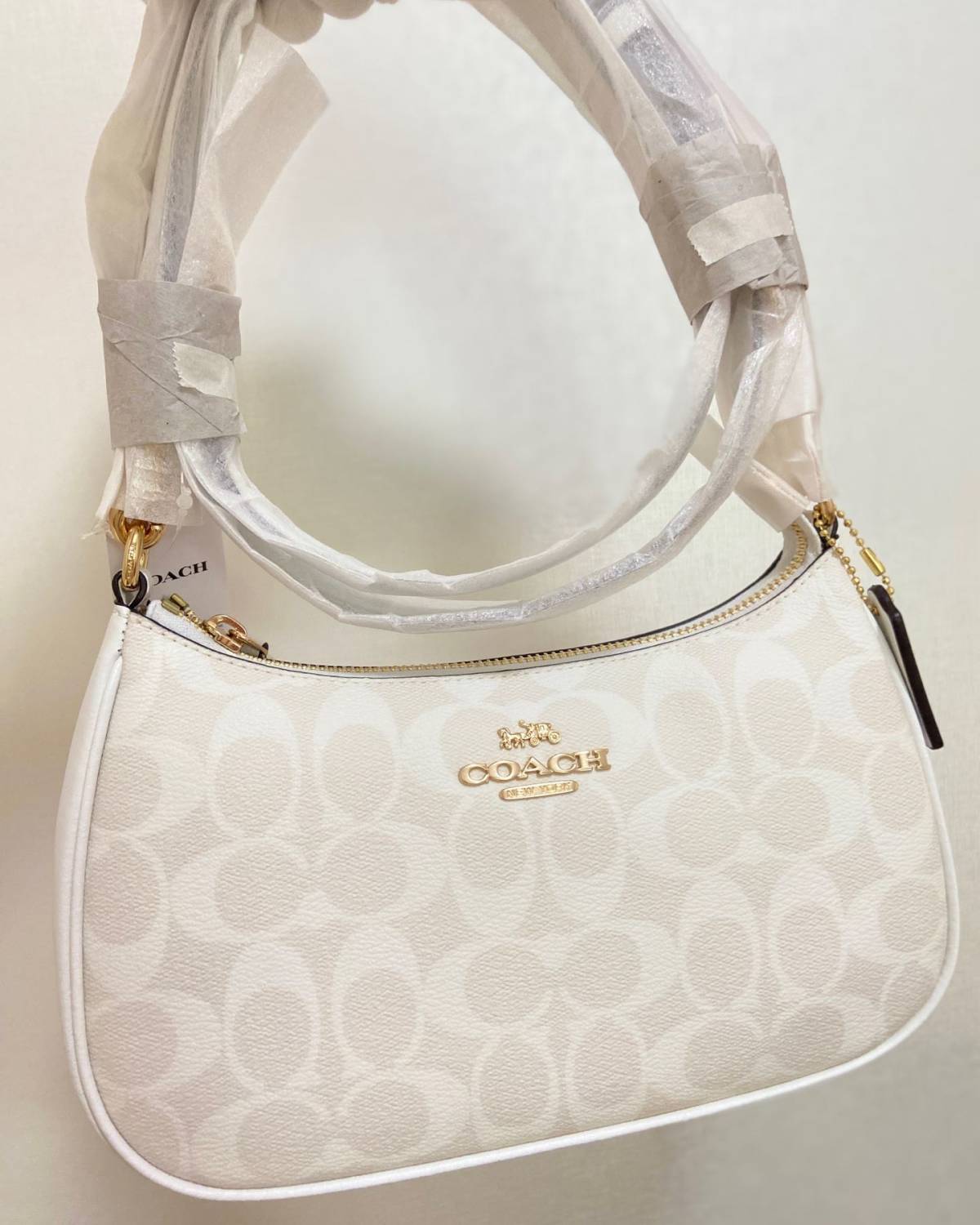 冰川白腋下包 真的太可了 实物不要太好看哦