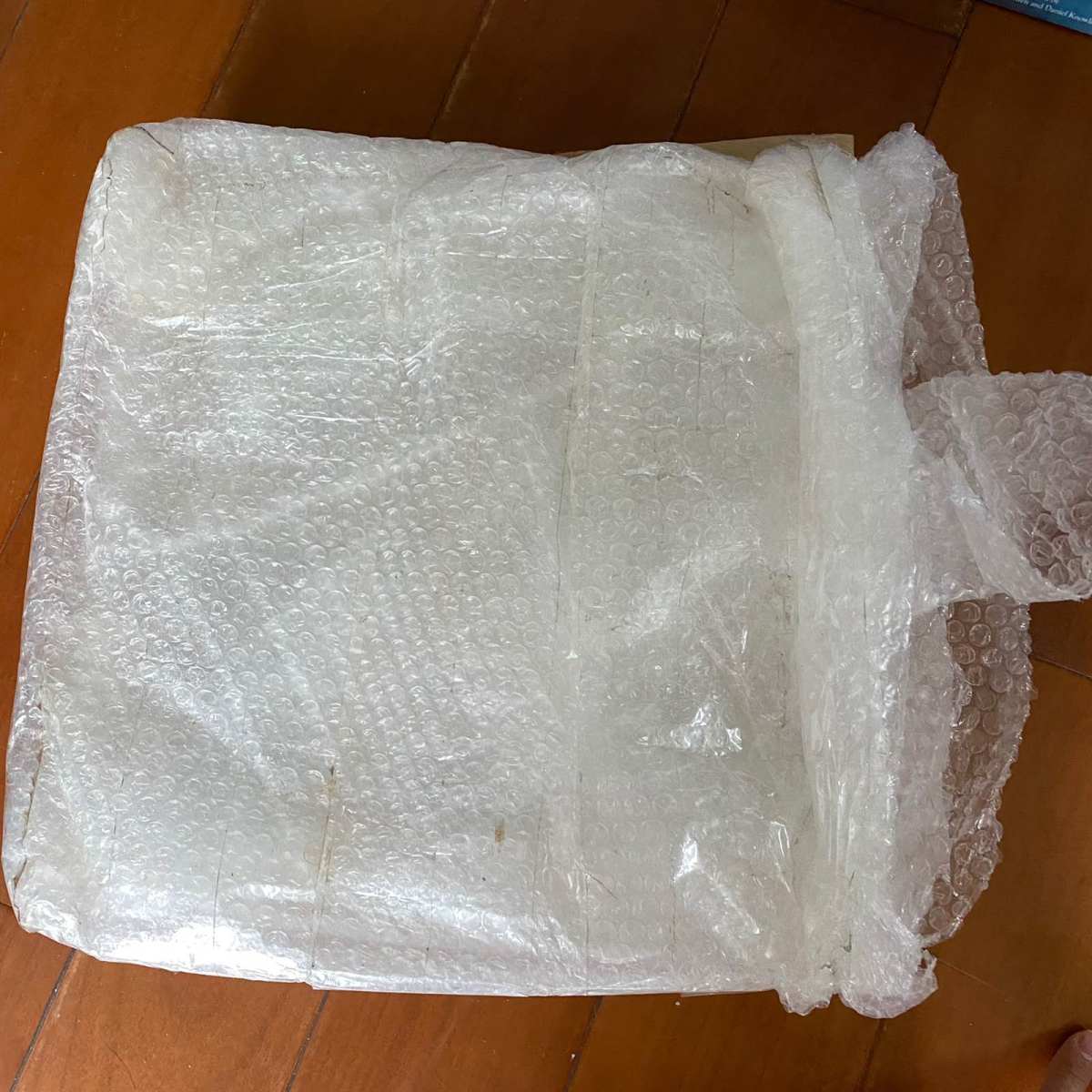 最近解锁了在日本海淘黑胶唱片的技能，在朋友的下选了JPGOO