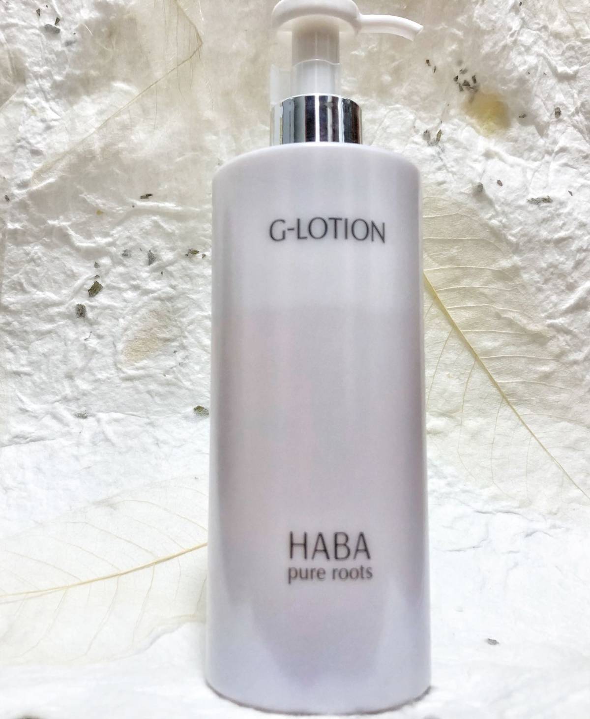 相信仙女们对HABA不陌生，出名的角鲨烷油保湿锁水而且，肌非